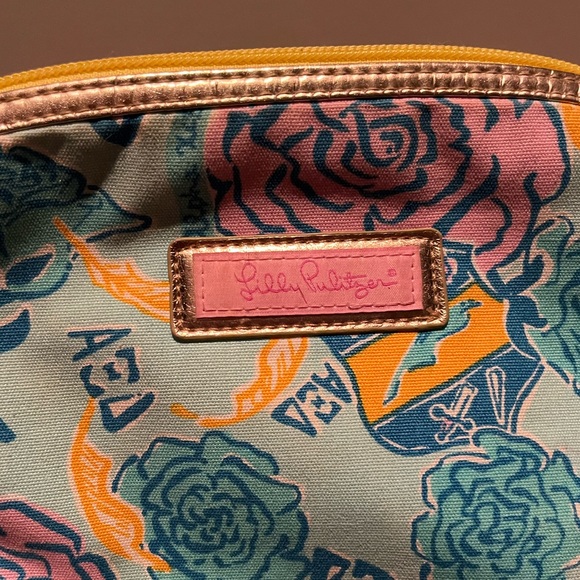Lilly Pulitzer Sorority Alpha Xi Delta cosmetics/makeup bag - Picture 5 of 11